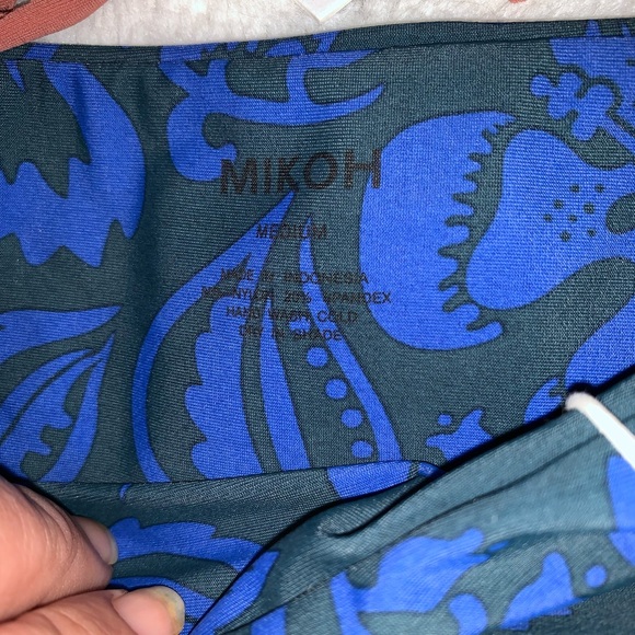 Girls Mikoh bikini set medium nwt - Picture 6 of 10